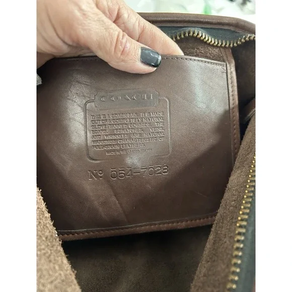 Vintage Coach Duffle Sac Bucket 9028 Brown Leather Shoulder Bag Purse USA Made - Picture 10 of 13